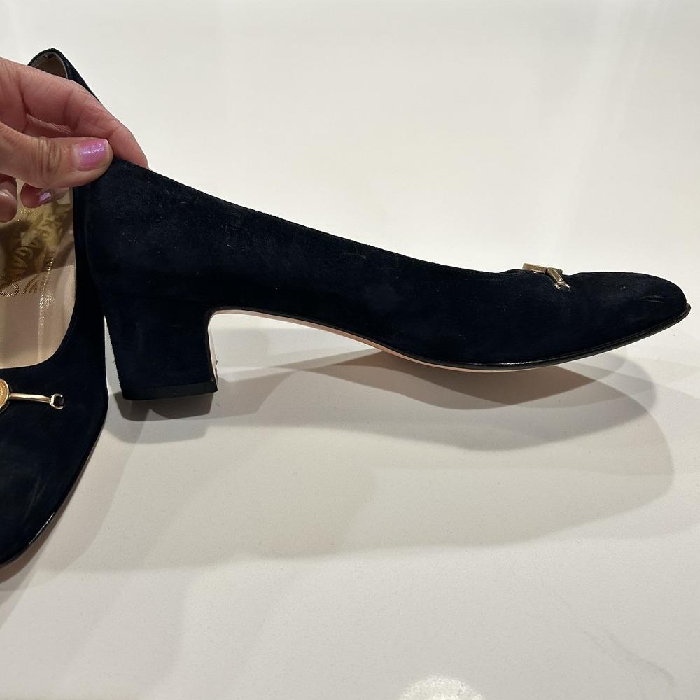 Salvatore Ferragamo Classic Black Suede Leather Closed Toe‎ Pump Heels Shoe 8 AA - Picture 2 of 15